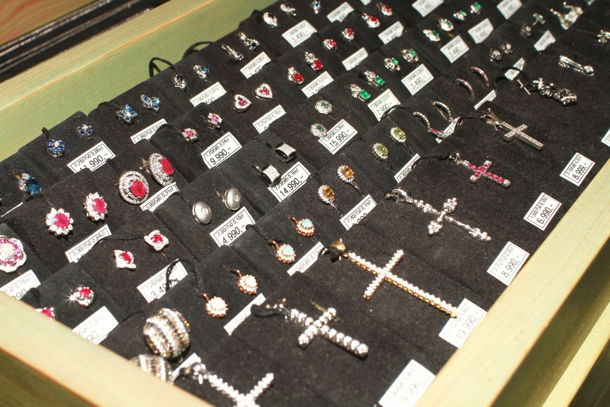 Fotogalerie - Šperky - Starožitné šperky - prodej starožitností